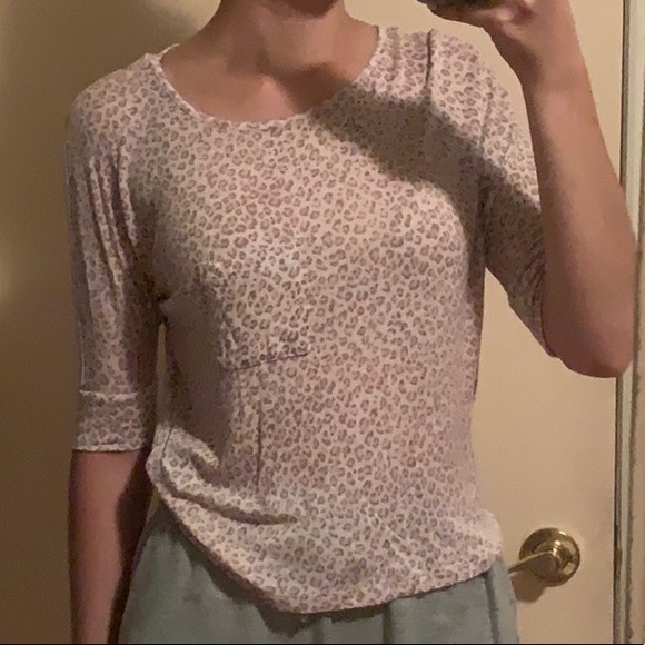 FOREVER 21 leopard print shirt - Picture 1 of 4